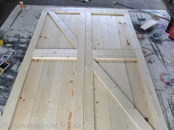 How to build: DIY Barn Doors - My Repurposed Life™