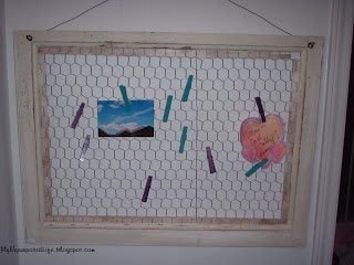 Chicken wire memo center