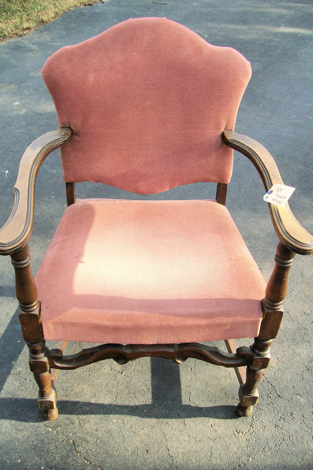 antique thrift store chair before