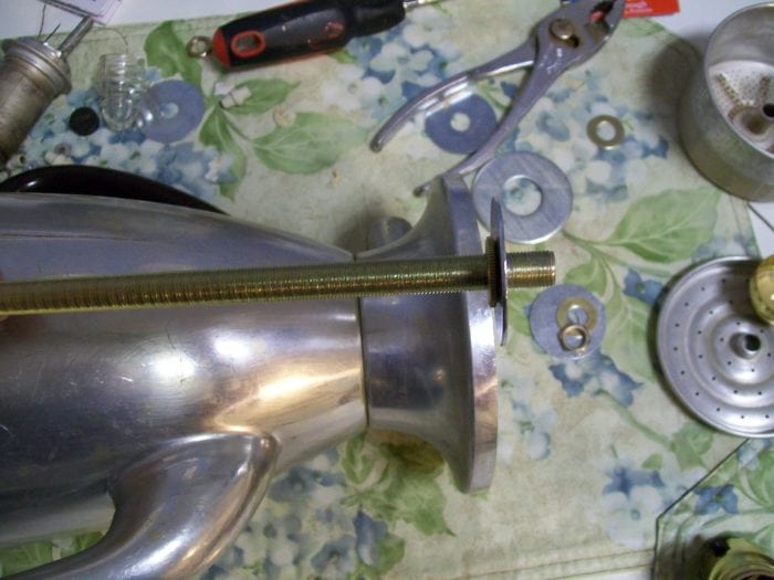 use washers to support coffee pot lamp rod