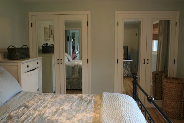 DIY Closet Doors Makeover