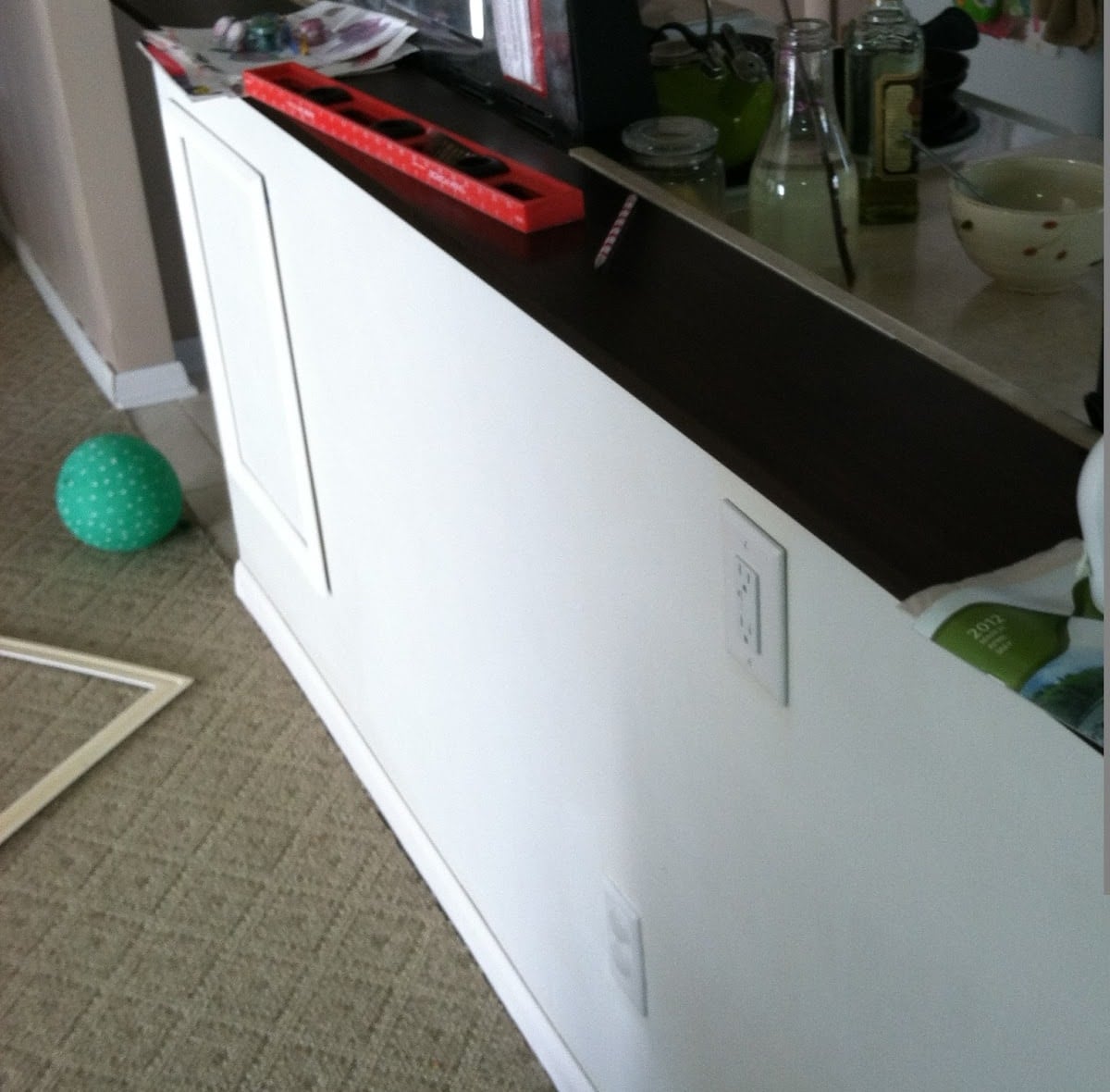 closeup of half wall before wainscoting