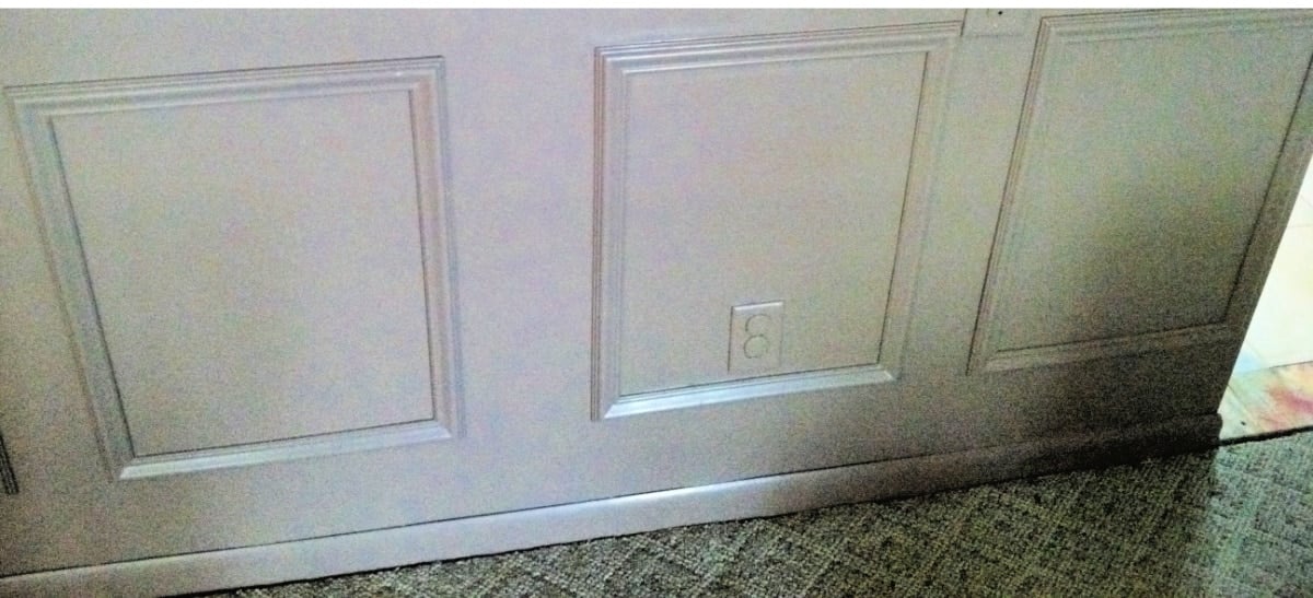 picutre frame wainscoting