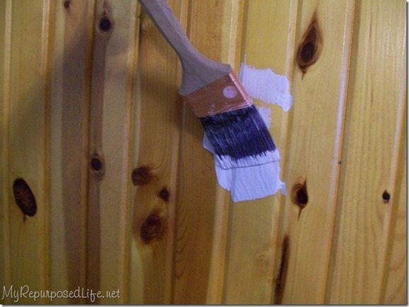 painting-knotty-pine