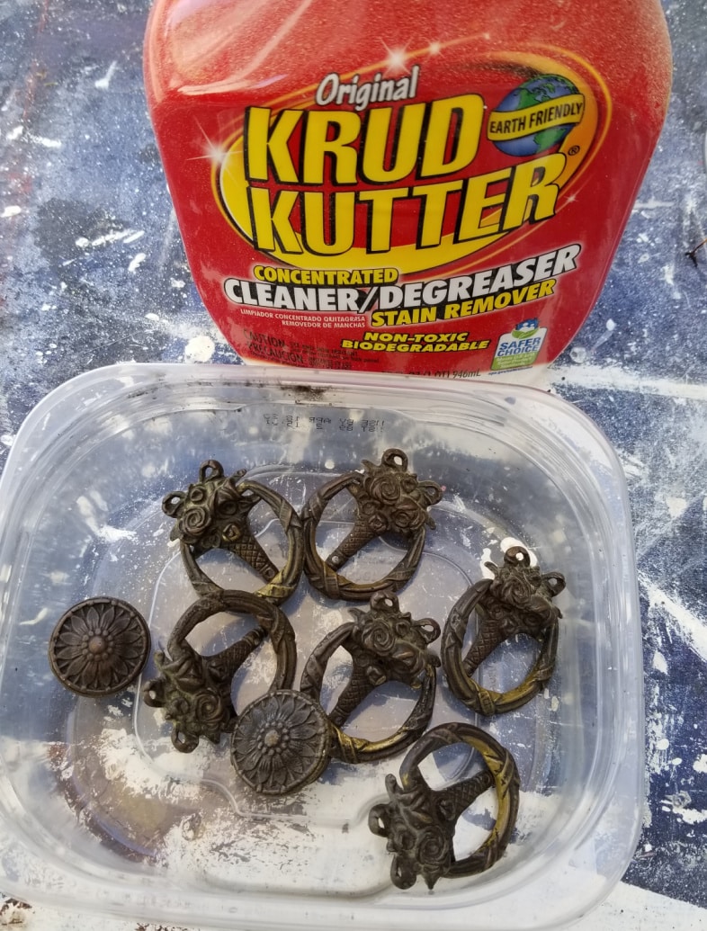 clean hardware with krud kutter