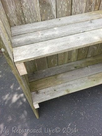 picket-fence-shelf