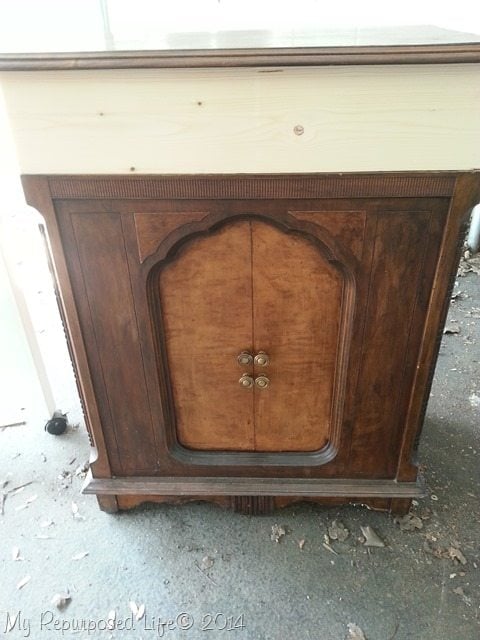 updated-vintage-radio-cabinet