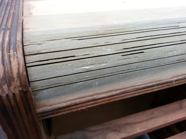 split wood where veneer was removed