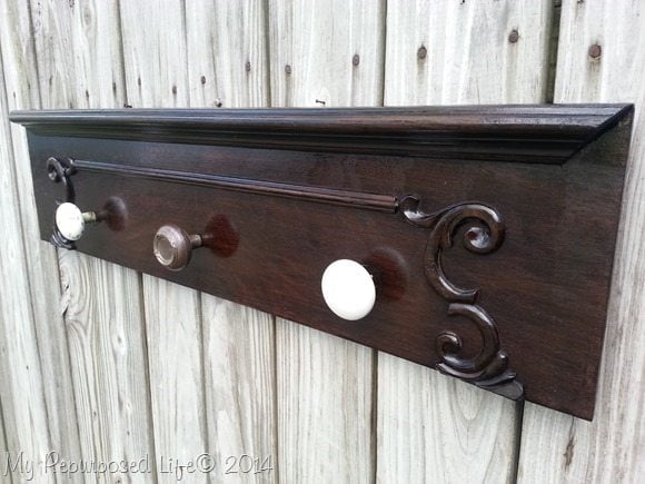 repurposed-drawer-front-vintage-door-knobs
