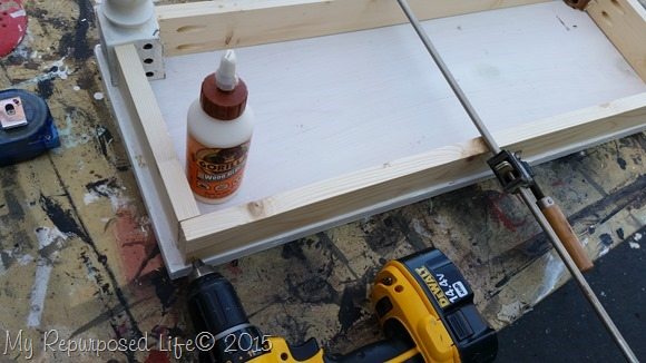 clamp-glue-small-bench-seat
