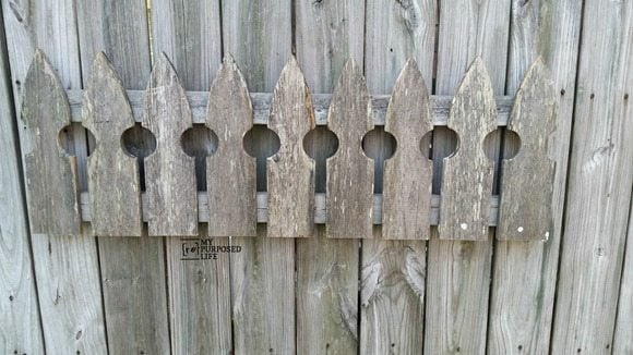 my-repurposed-life-picket-fence-coatrack-1