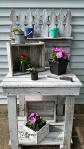 Reclaimed Wood Potting Bench