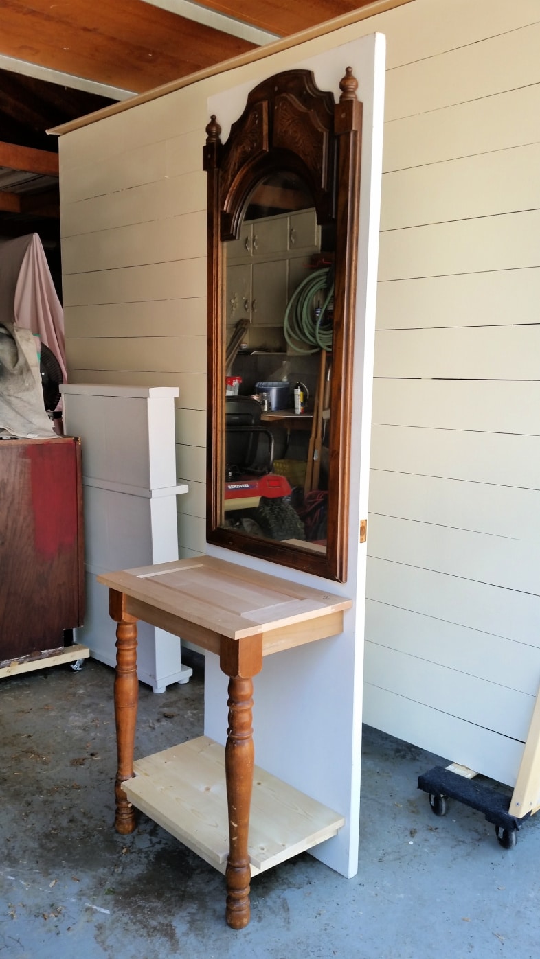 building an easy diy entryway table with a lower shelf