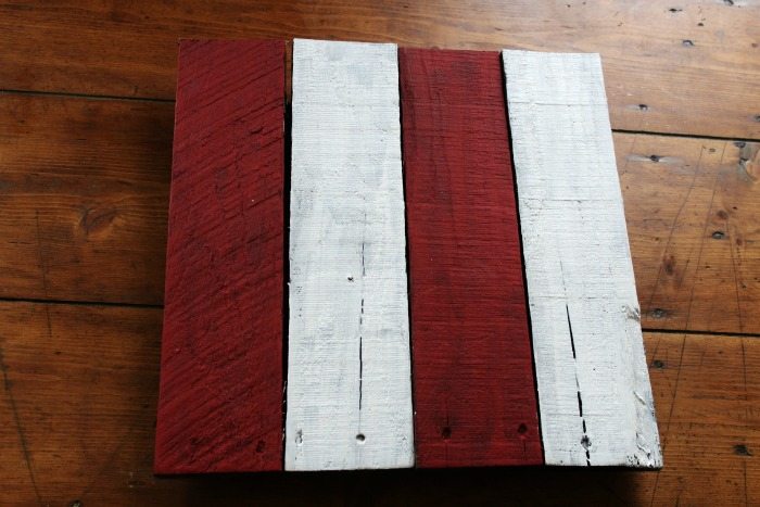 painted pallet boards