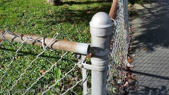 old-chain-link-fence