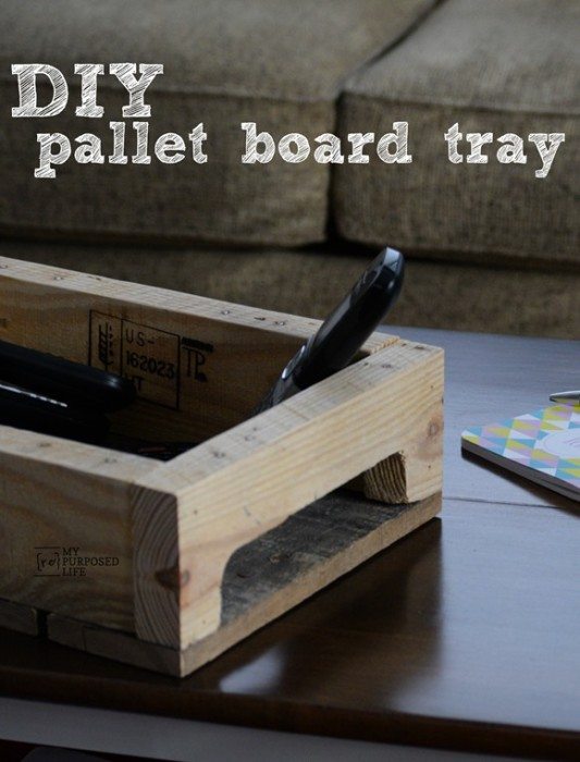 DIY Pallet Tray for your Coffee Table and More