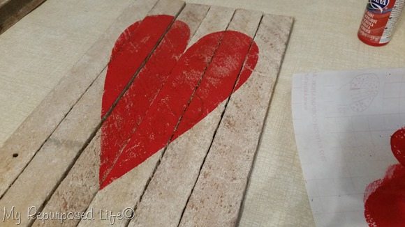 reclaimed-wood-valentine-heart-decor