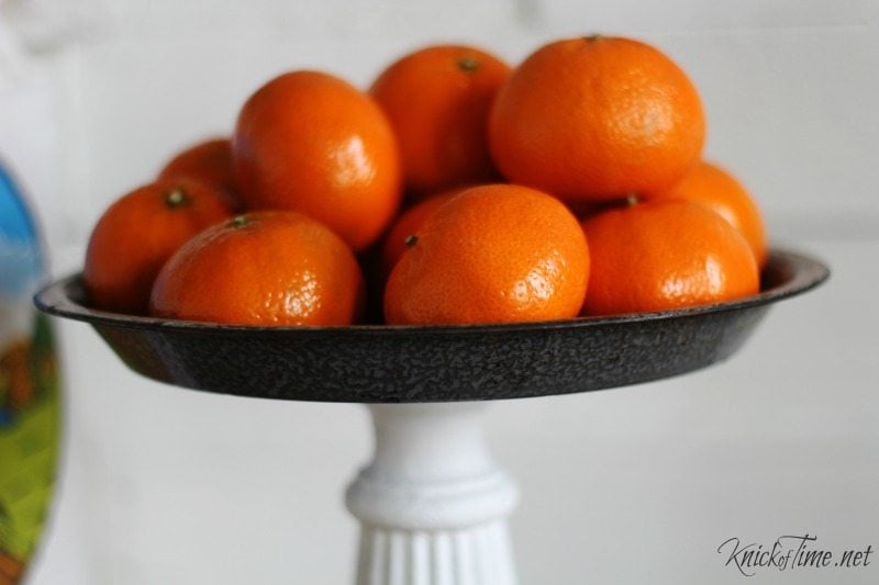 How to turn a pie plate into a pedestal stand Knick of Time for MyRepurposedLife.com