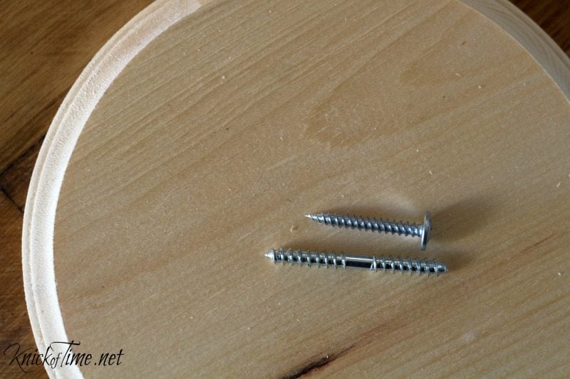 screws for pedestal stand - Knick of Time