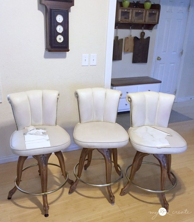 bar stool leg Bench - My Repurposed Life® Rescue Re ... (650 x 743 Pixel)