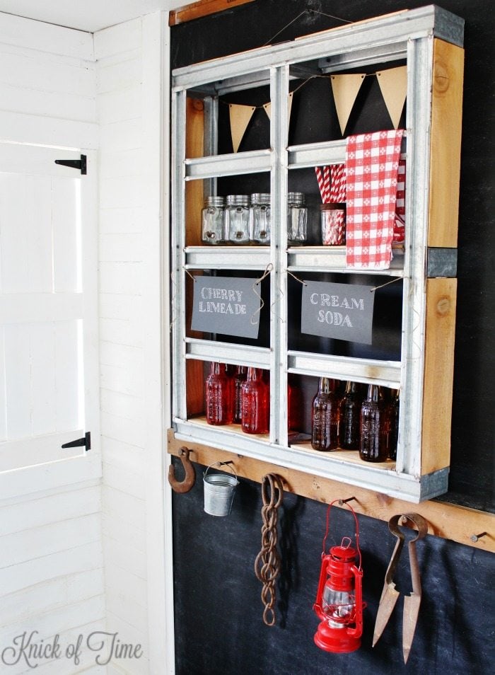How to repurpose a metal pallet into fun, inustrial style wall shelves - KnickofTme.net