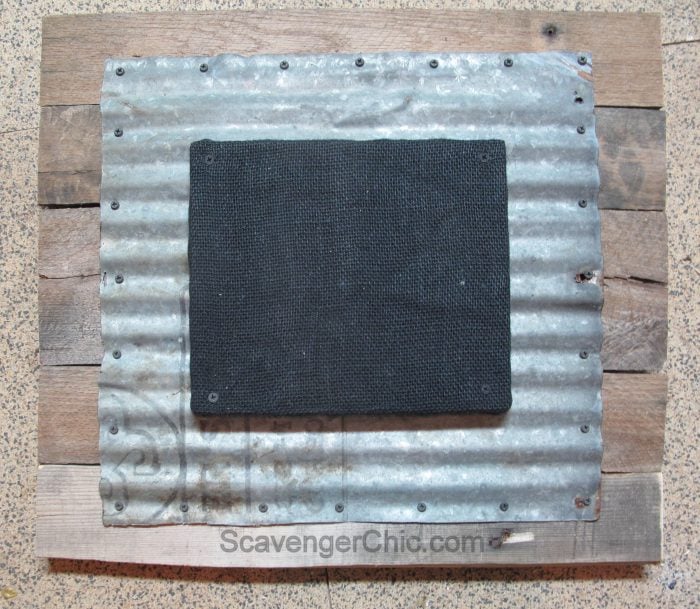 Corrugated Tin and Pallet Wood diy frame