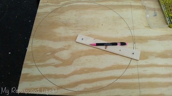 how to trace and cut a circle out of a board