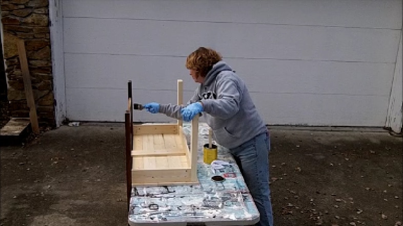 apply gel stain with chip brush