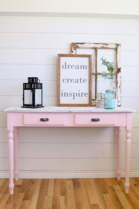 Pretty in Pink | Table Makeover