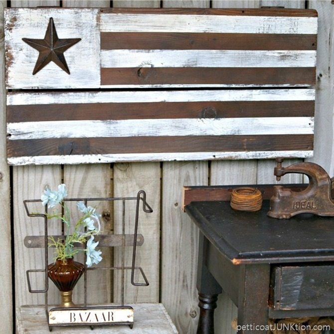 DIY Rustic Farmhouse Wooden Flag