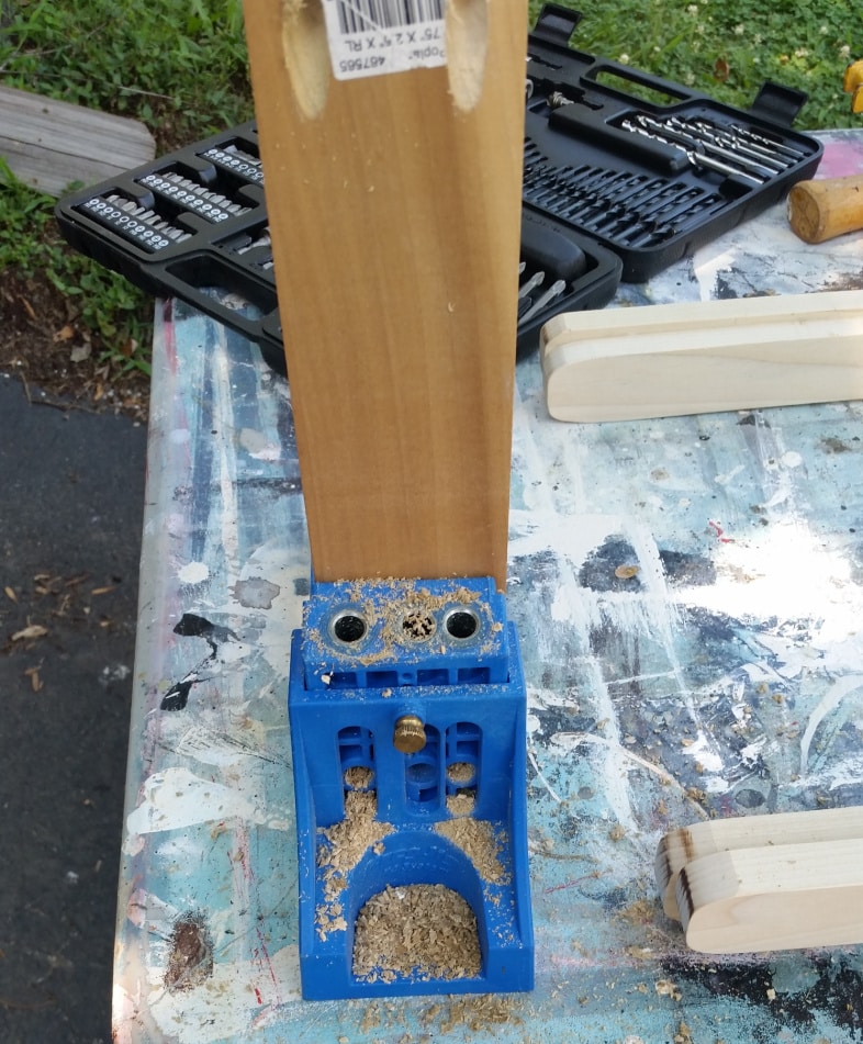 Kreg Jig holding a board upright