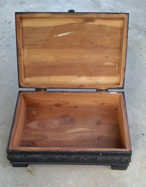 small cedar keepsake box