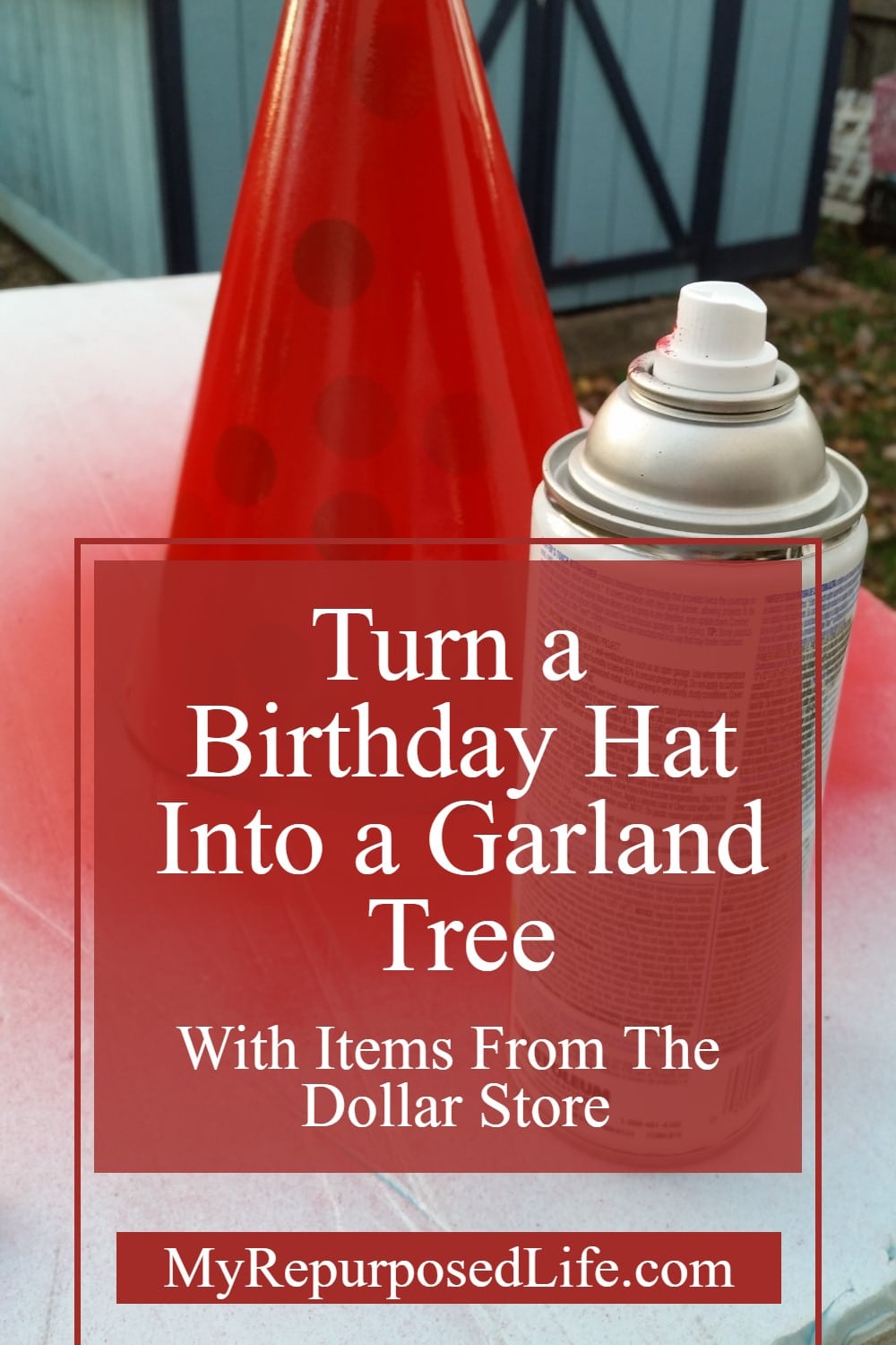 How to make a quick and easy miniature garland Christmas tree with Dollar Store Items. via @repurposedlife