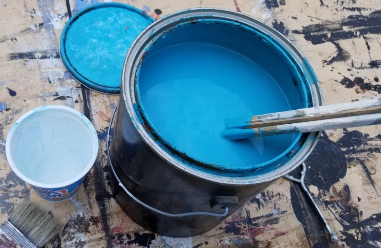 aqua paint for pallet table