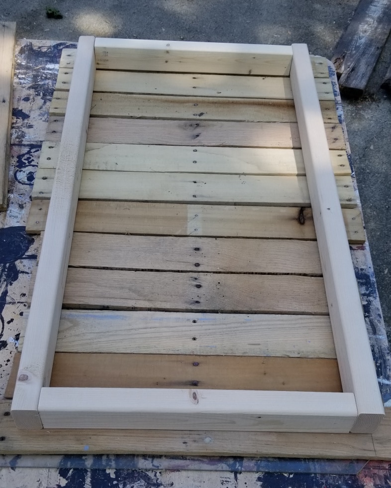 design of pallet table coffee bar