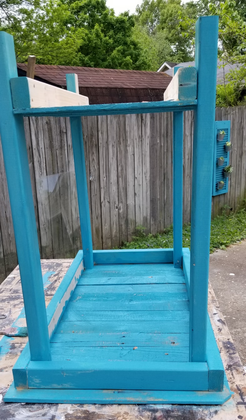 paint underneath side of table