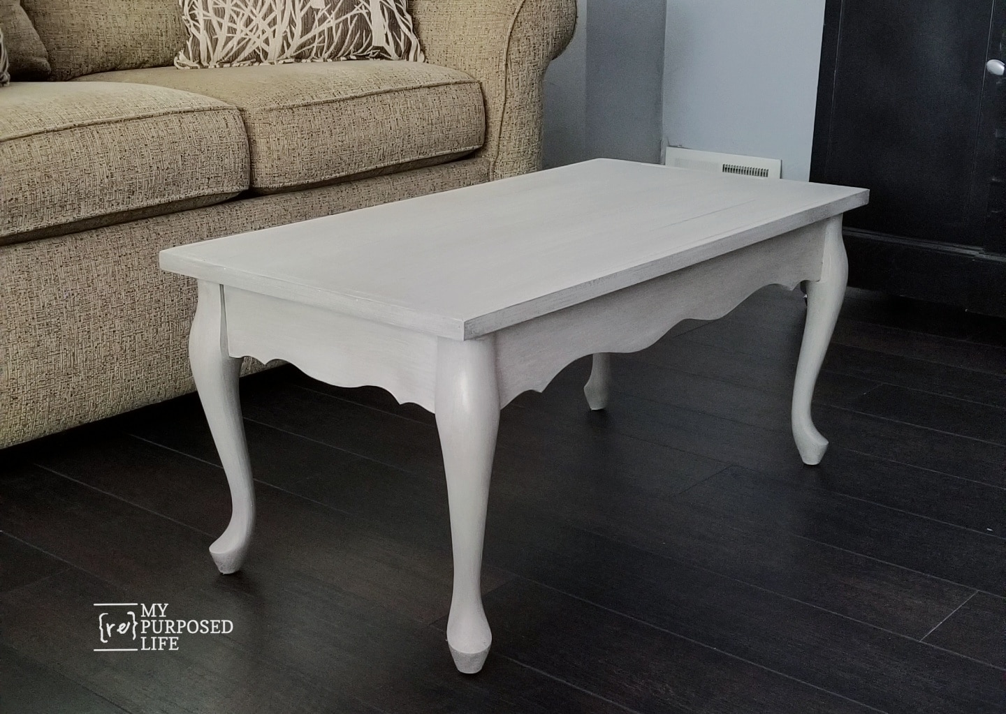 do it yourself coffee table in a gray glaze