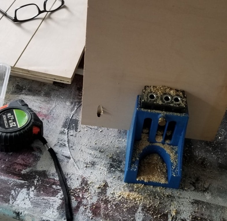 drilling pocket holes on shelves