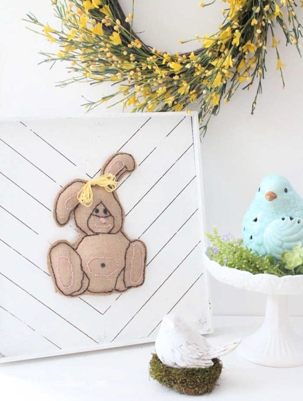 DIY-Easter-Decor-with-a-Burlap-Easter-Bunny