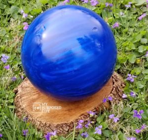 DIY Gazing Ball out of a Bowling Ball