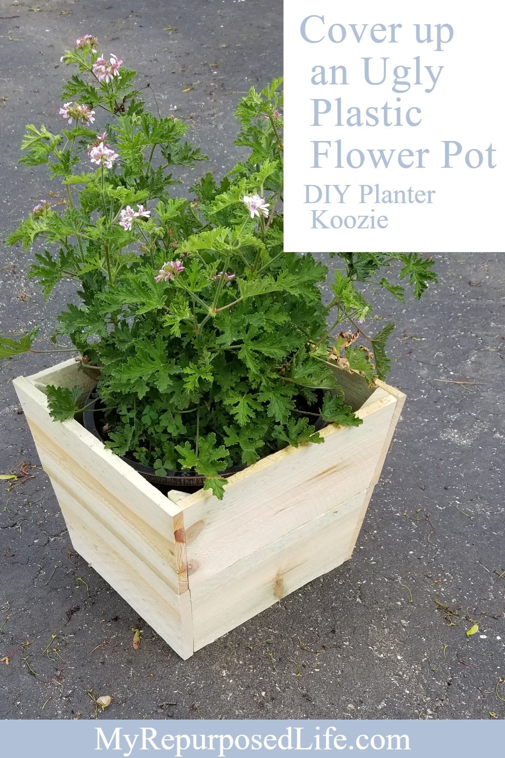 You have a new plant in an ugly flower pot? No problem. Let me show you how to make an easy DIY Plant Koozie out of inexpensive fence boards. Awesome way to display your potted plants on your patio. Step by step directions from #MyRepurposedLife via @repurposedlife