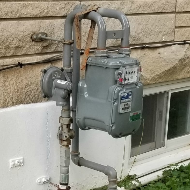 how to hide your outdoor eyesore - your gas meter
