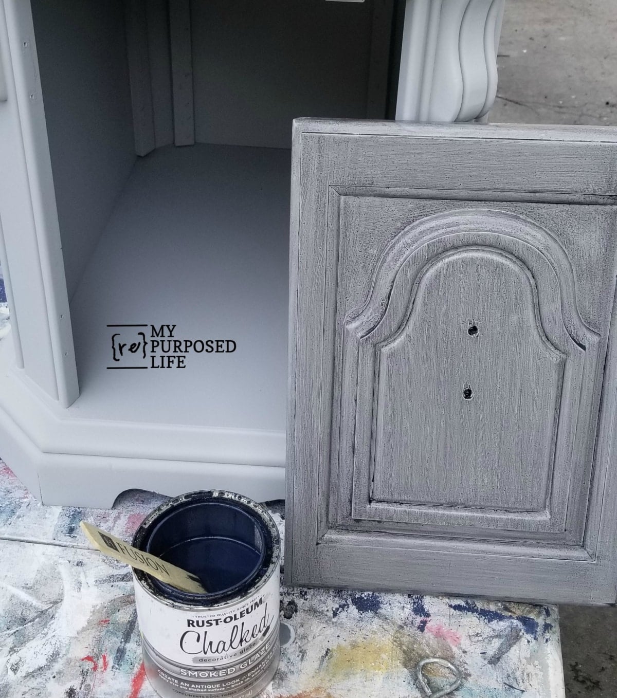 what does glaze look like on painted furniture