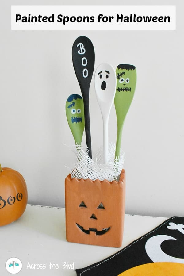 painted-wooden-spoons-for-halloween-decor