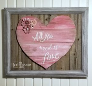 Reclaimed Wood Heart (Weathered Fence Boards)