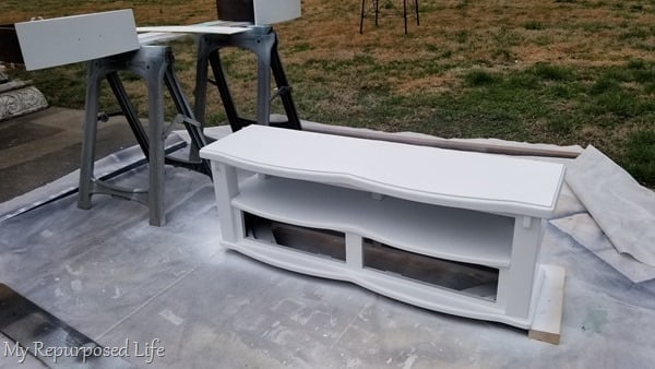 painting children's storage bench white