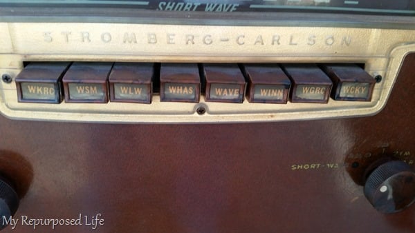 old kentucky radio station buttons