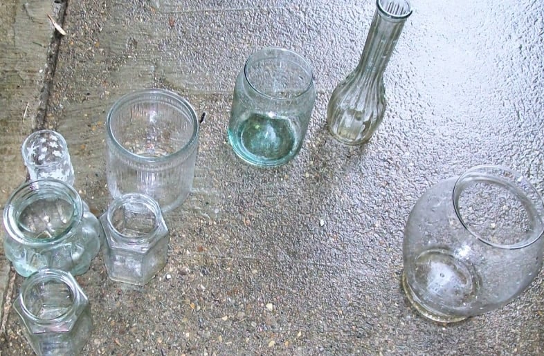 clear vases washed and ready to be painted