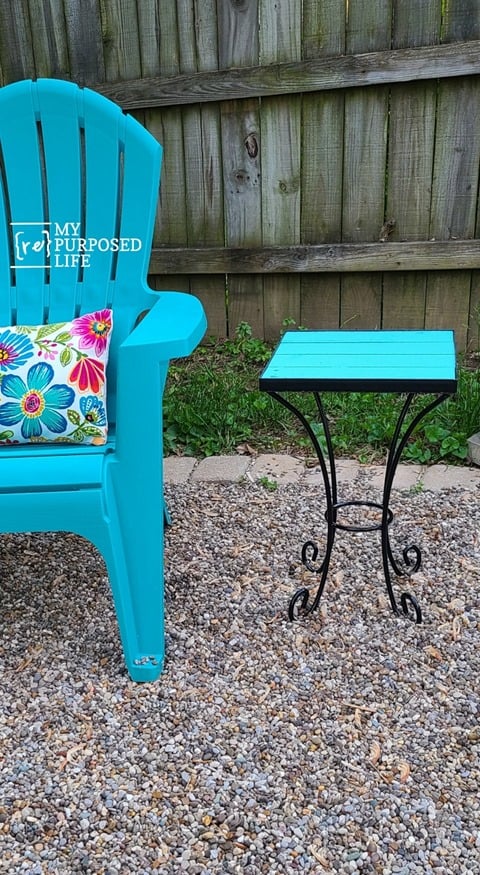 pretty pallet top side table MyRepurposedLife