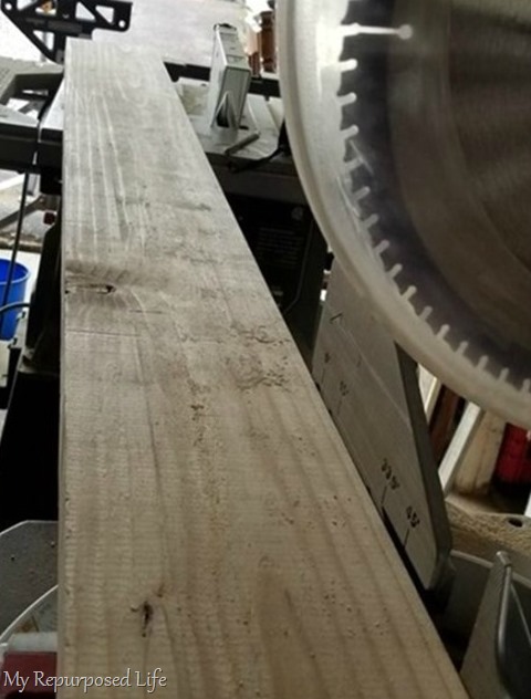cut rustic sign boards on miter saw